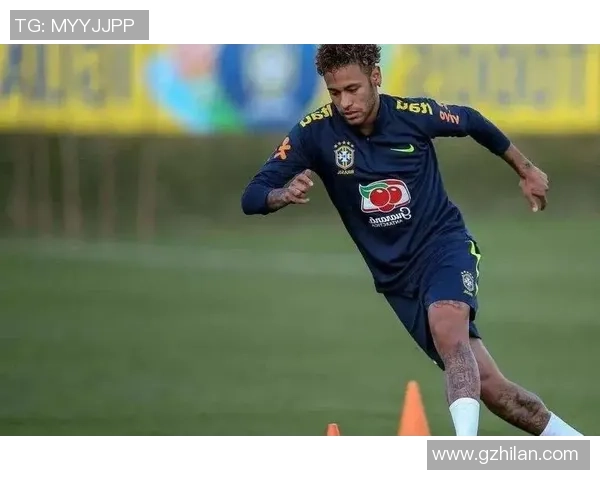 足球历史上运气最好射门球星的传奇之路与神奇瞬间解析 足球历史上运气最好射门球星的传奇之路与神奇瞬间解析